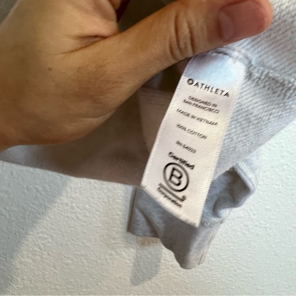 Athleta- Grey Cropped Crewneck Sweater Size L - Picture 4 of 5